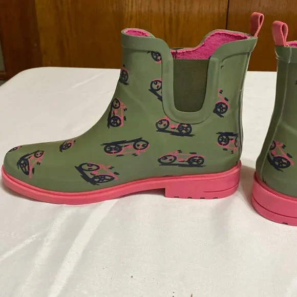 Anthropologie Bicycle Pattern Rain Boots 8 Green Boots - Picture 4 of 9